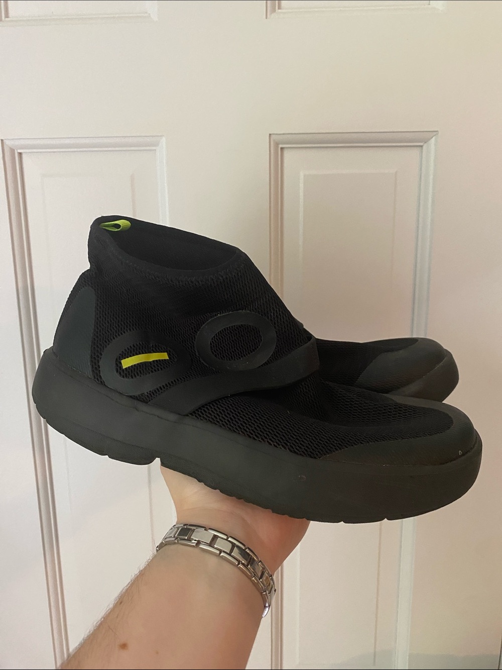 OOFOS OOmg High Shoe - Black & Black